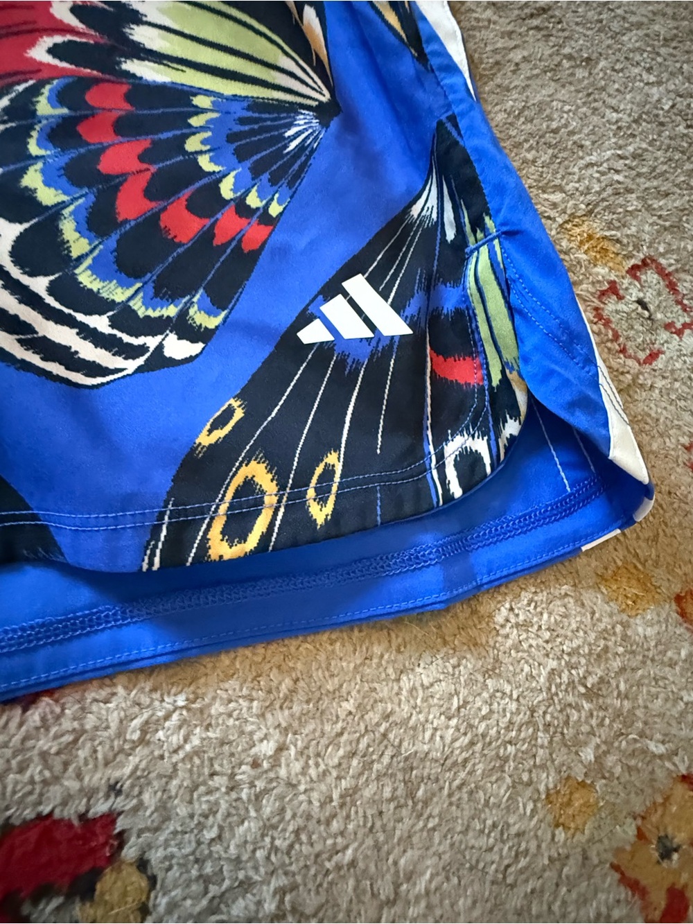 ADIDAS X FARM PACER SHORTS
Knit shorts created with FARM Rio. - Picture 5 of 6